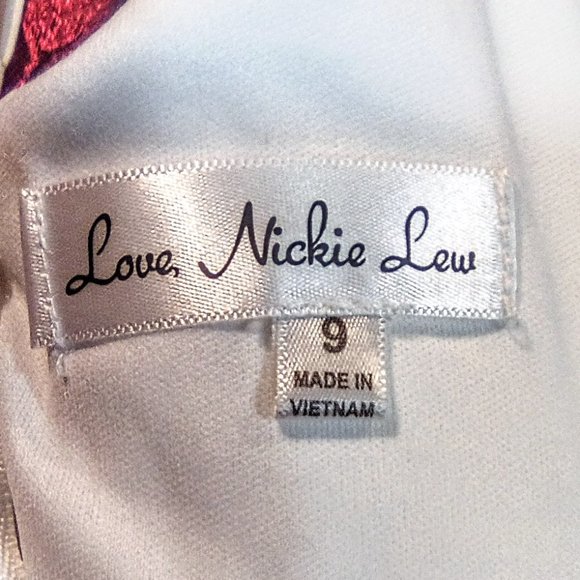 Winter White Lace Formal - Picture 4 of 12